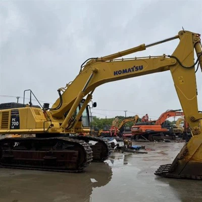 Escavatore cingolato Komatsu PC700-8